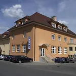 Hotel Tulipan Průhonice