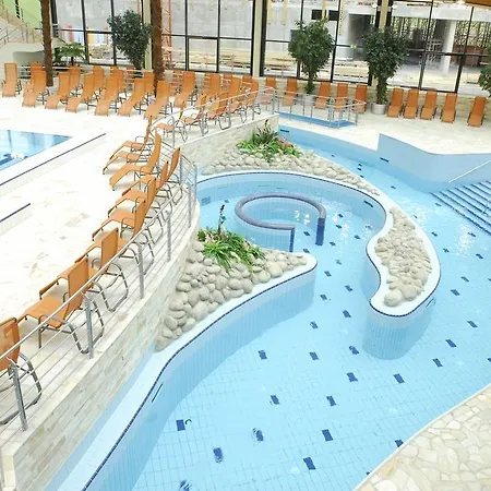 Tulipan Hotel 3*