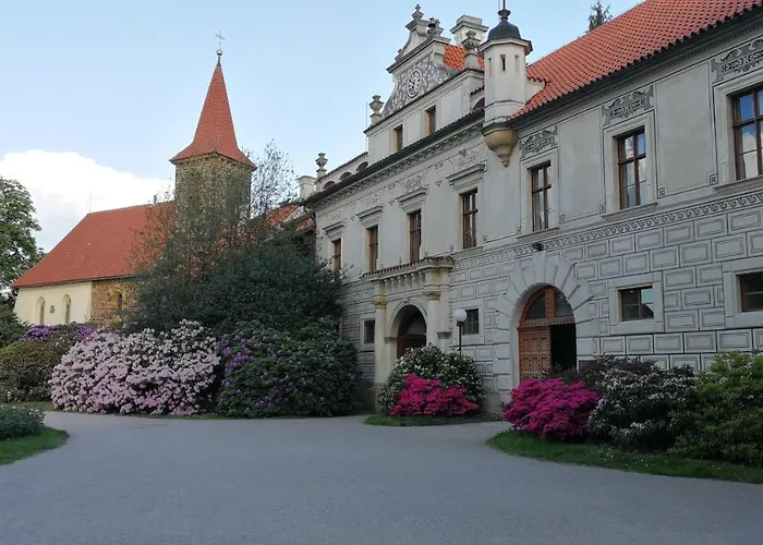酒店 潘普鲁洪尼斯图利酒店